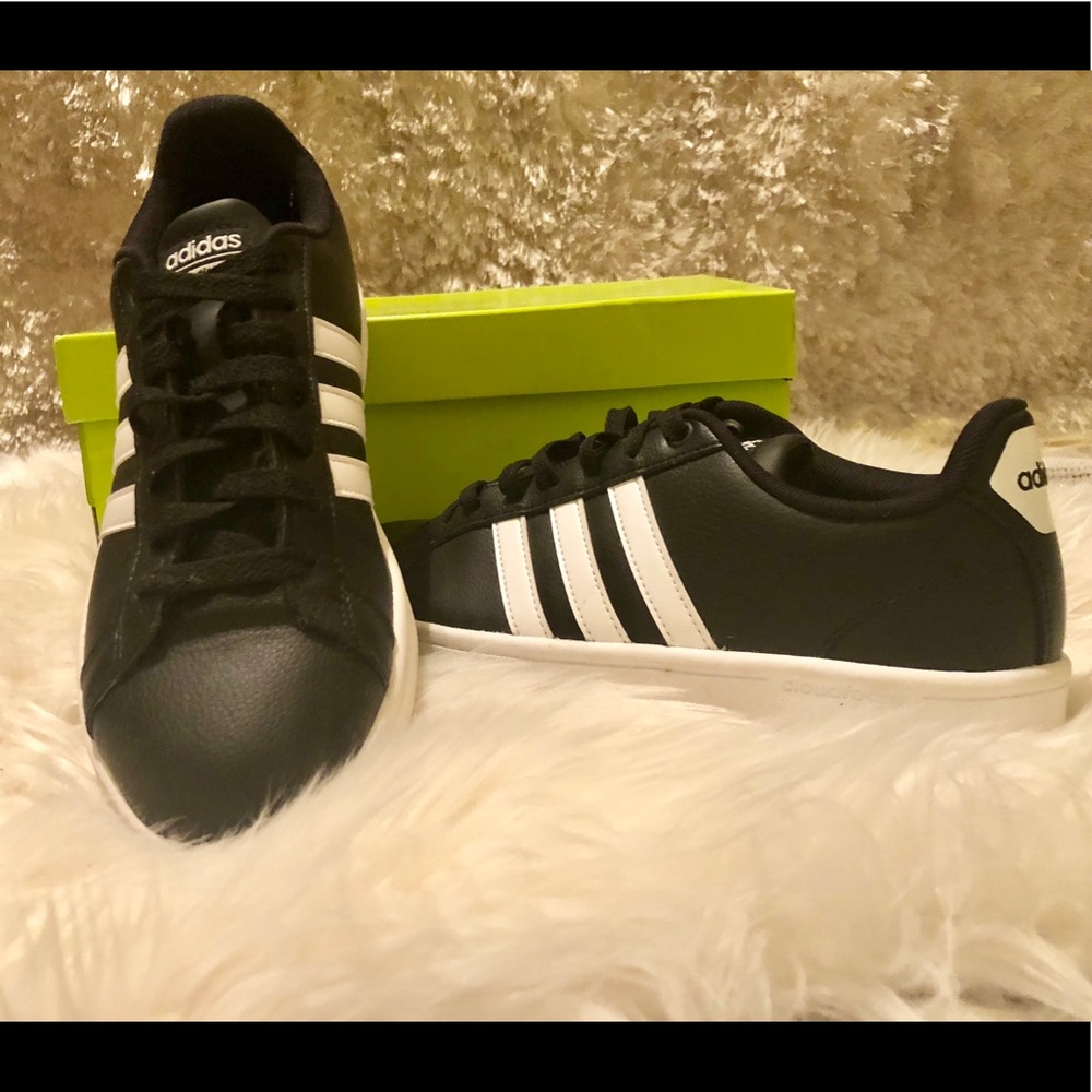 ADIDAS Black Cloudfoam Advantage size 8